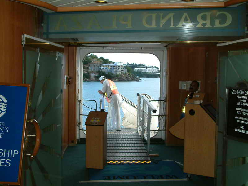 Thanksgiving Cruise, 2004